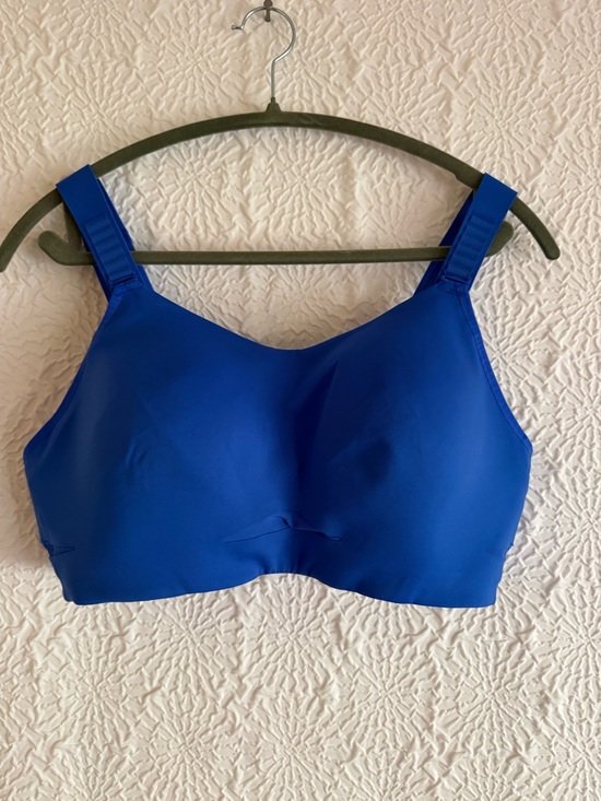 lululemon athletica Other - lululemon athletica Swift Speed Cerulean Blue Active Bra, 40D